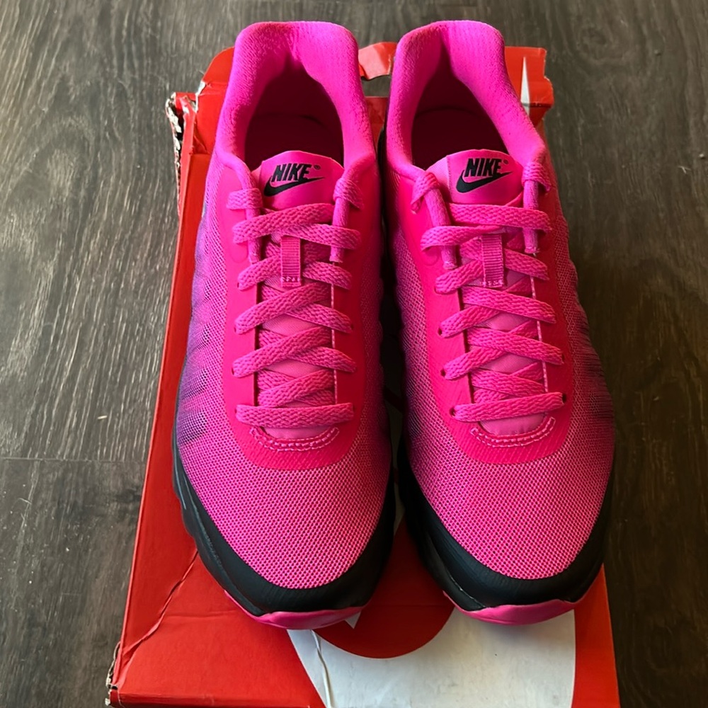 Nike Air Max  Invigor Print